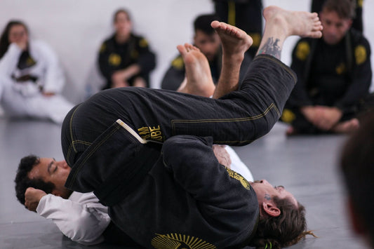 Kimono Jiu Jitsu: Tudo o Que Você Precisa Saber - KimonoLab