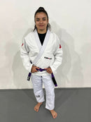 Kimono Branco de Jiu Jitsu Feminino da KimonoLab